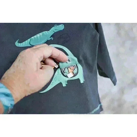 Tommy Bahama size 12m kids long sleeve jersey with peek a boo dinosaurs/lift the - Picture 2 of 13